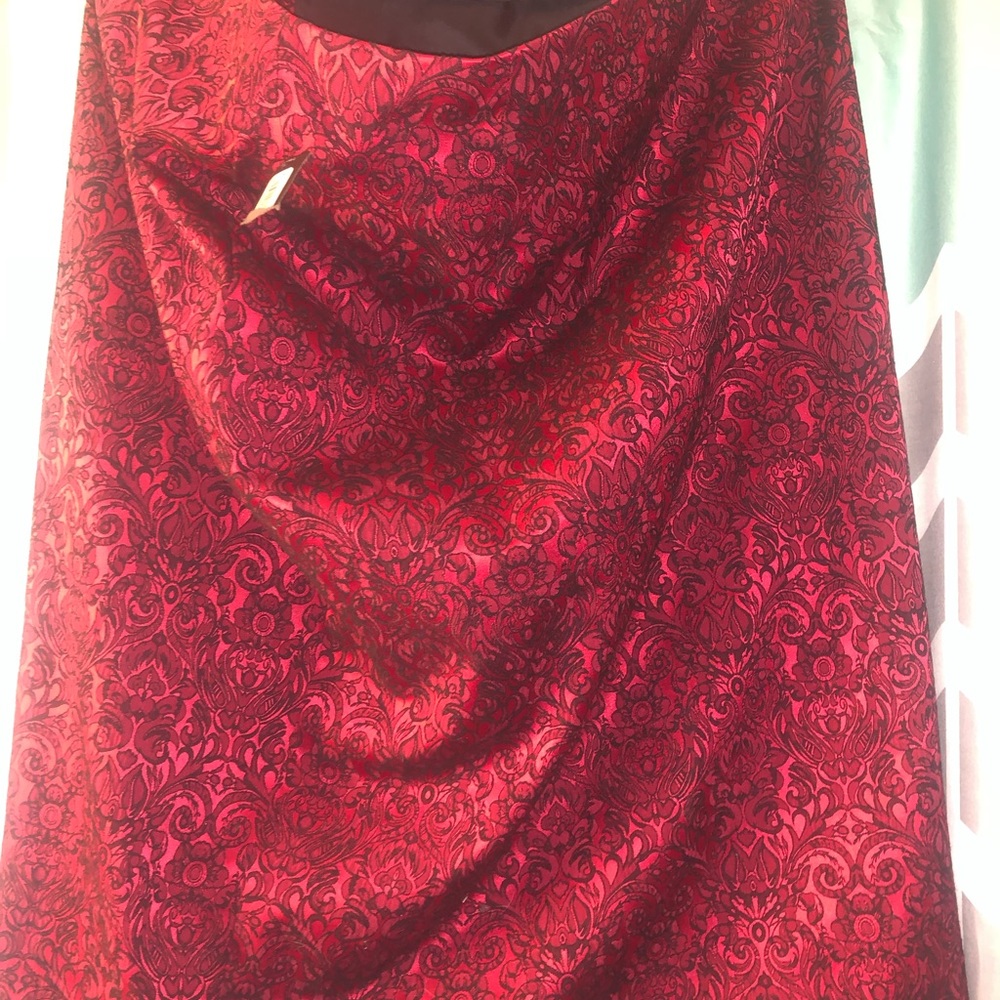 New! Worthington Women's Red Brocade Skirt